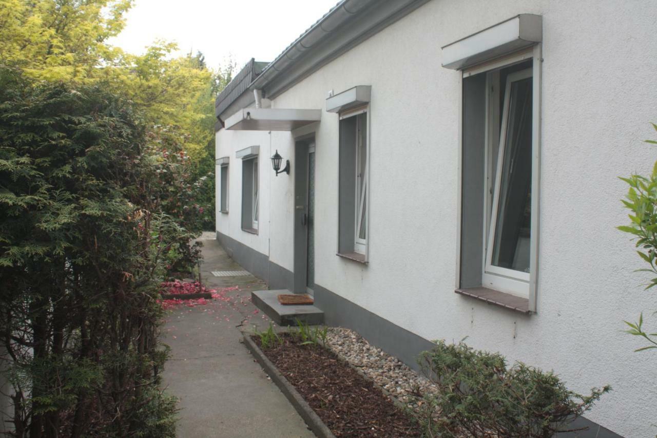 Ferienwohnung Oberhausen Alstaden Екстериор снимка
